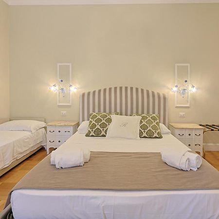 Art House Suites56 Via Del Babuino 56 Róma Kültér fotó