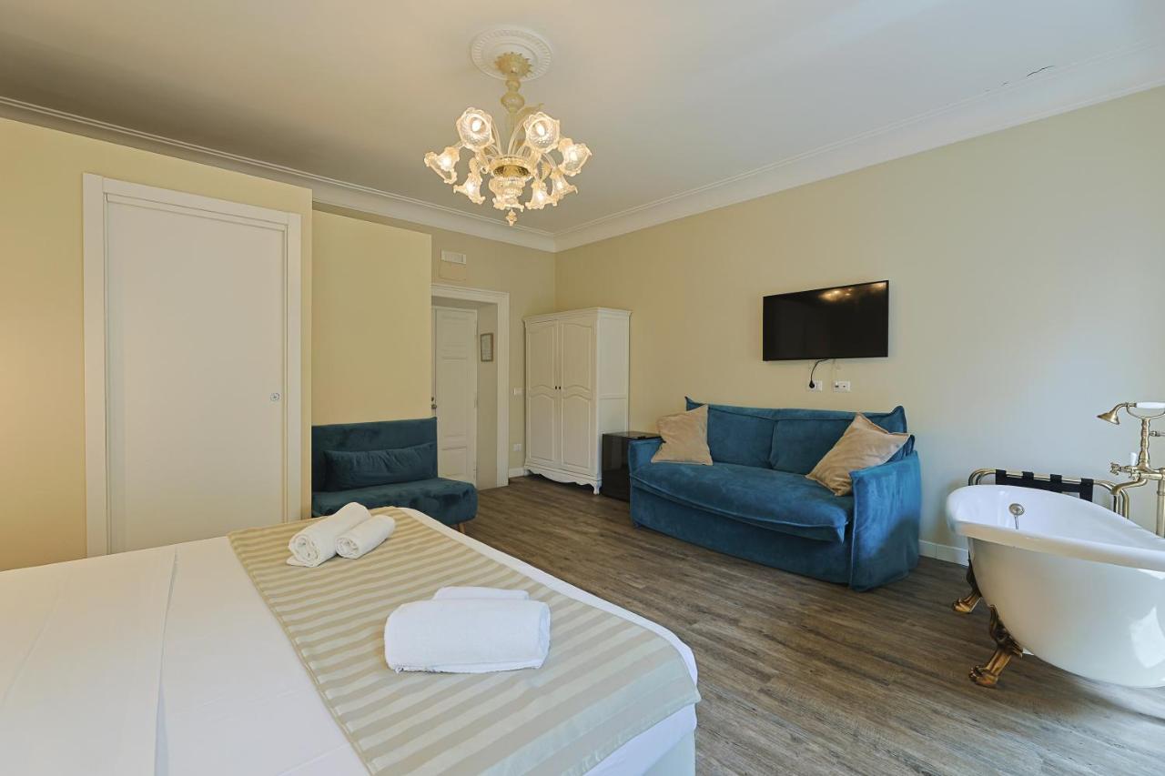 Art House Suites56 Via Del Babuino 56 Róma Kültér fotó