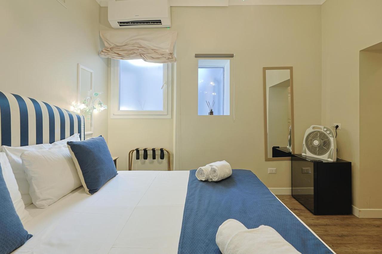 Art House Suites56 Via Del Babuino 56 Róma Kültér fotó