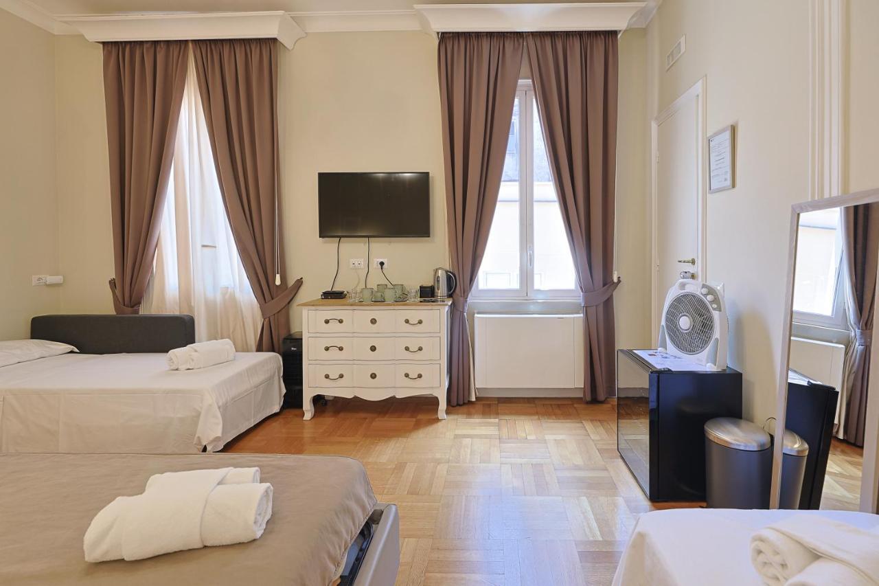 Art House Suites56 Via Del Babuino 56 Róma Kültér fotó
